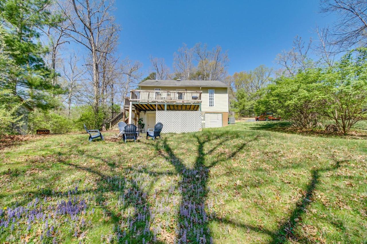 Homey Luray Cabin With Fire Pit And Deck! Exterior photo